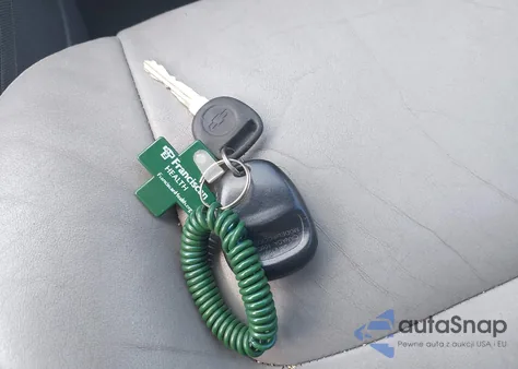 2005 Chevrolet Equinox Lt from USA, damaged, VIN 2CNDL73FX56206082